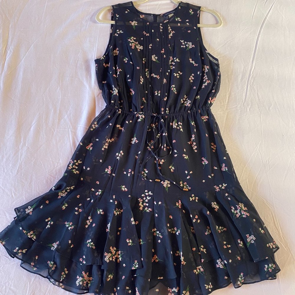 Tommy Hilfiger Ruffle Chiffon Floral Print Dress Size 6, Navy Blue